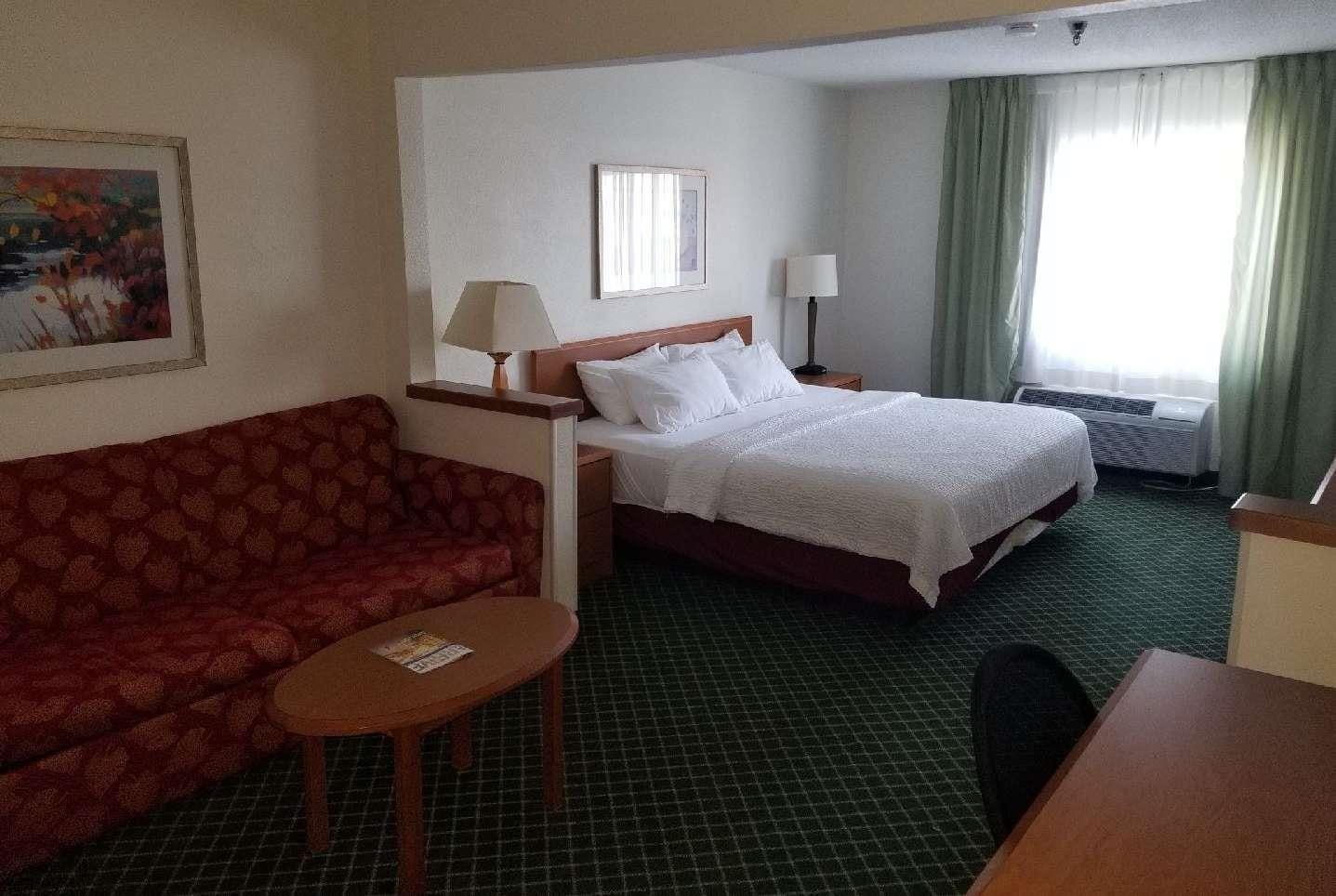 Americinn By Wyndham Hudson Exterior photo