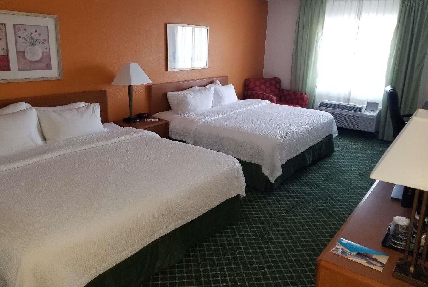 Americinn By Wyndham Hudson Exterior photo