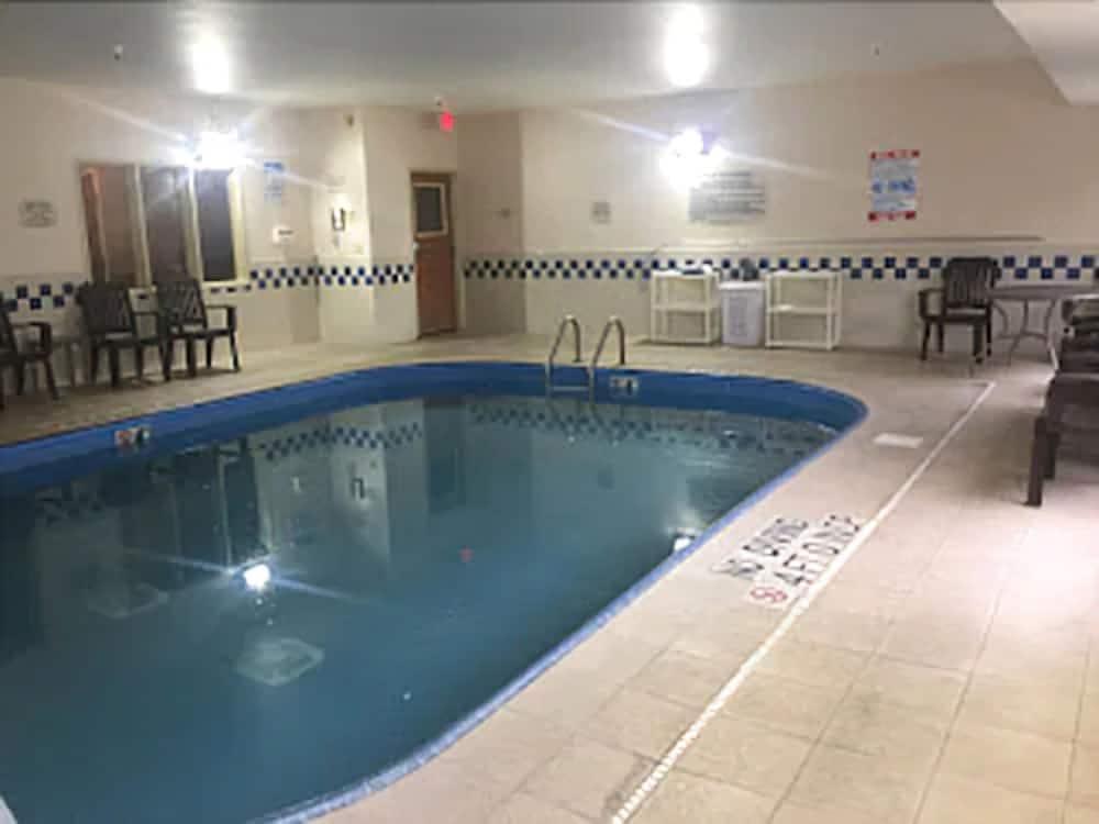 Americinn By Wyndham Hudson Exterior photo
