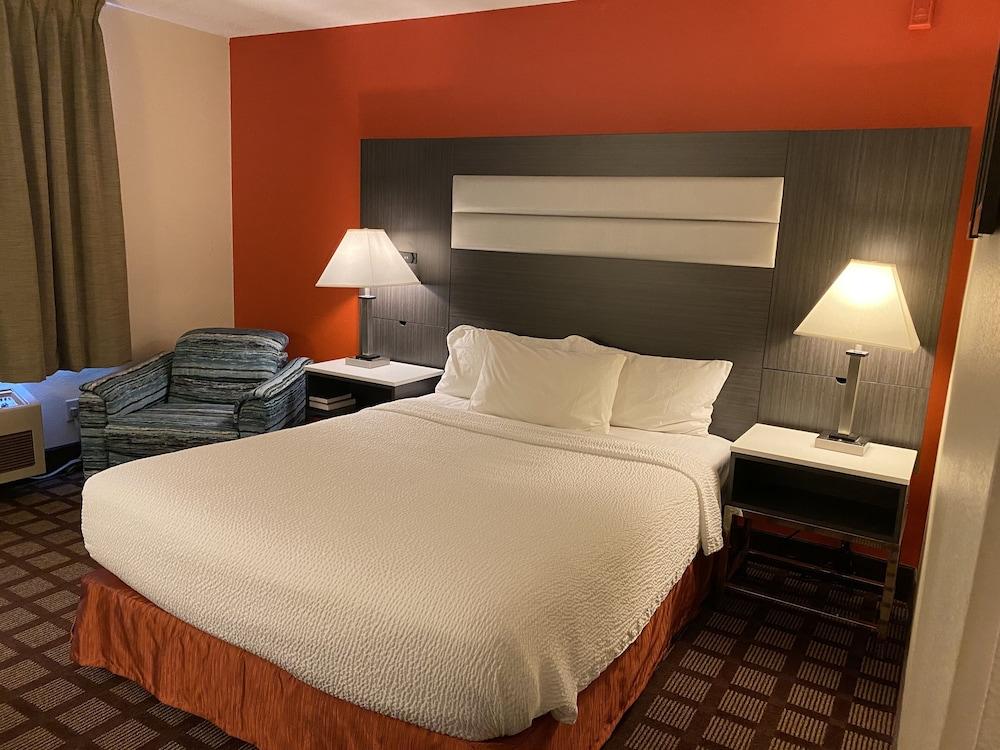 Americinn By Wyndham Hudson Exterior photo