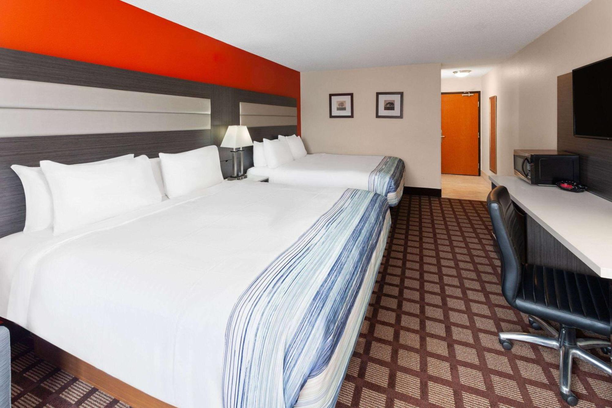 Americinn By Wyndham Hudson Exterior photo