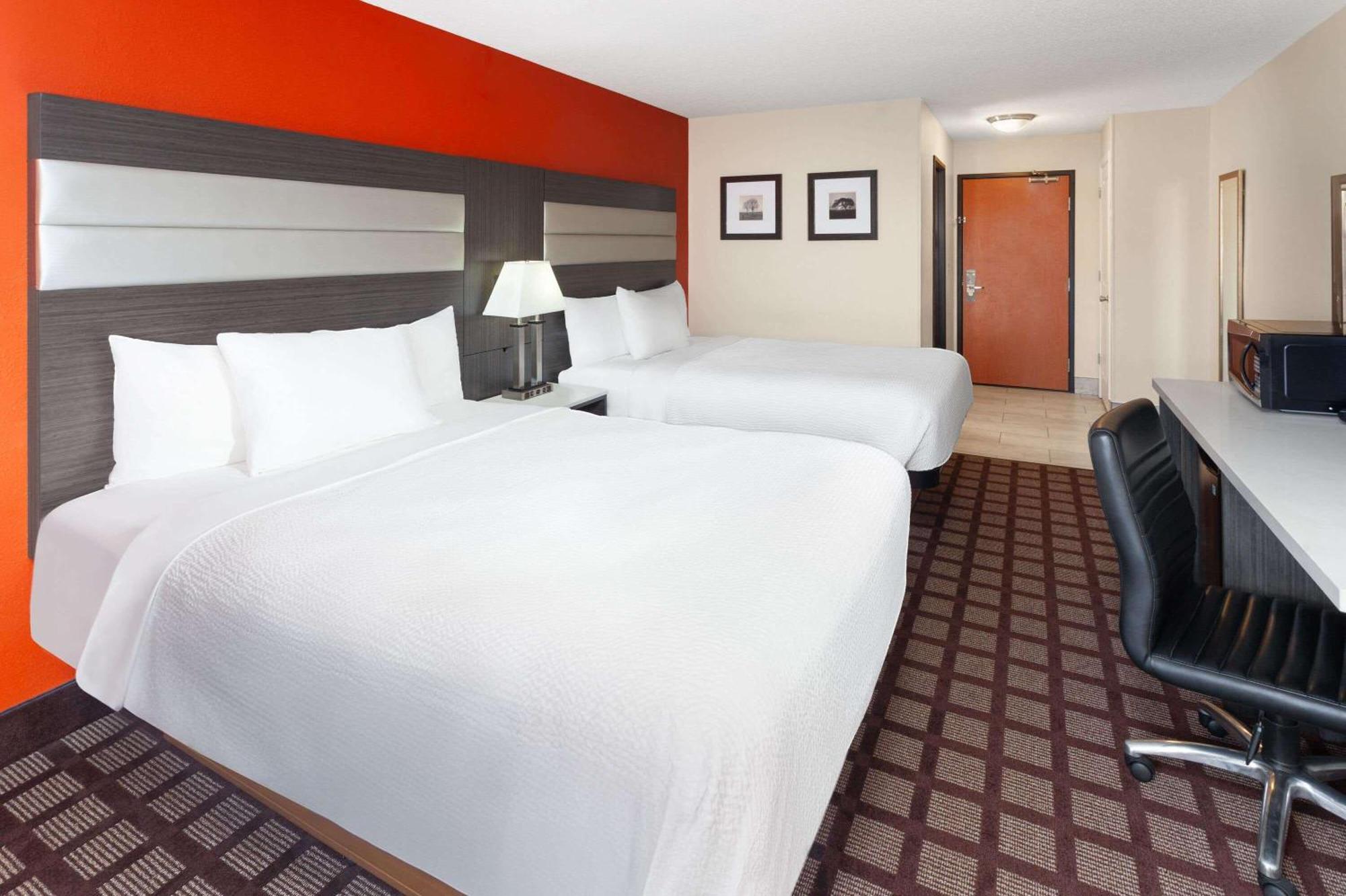 Americinn By Wyndham Hudson Exterior photo