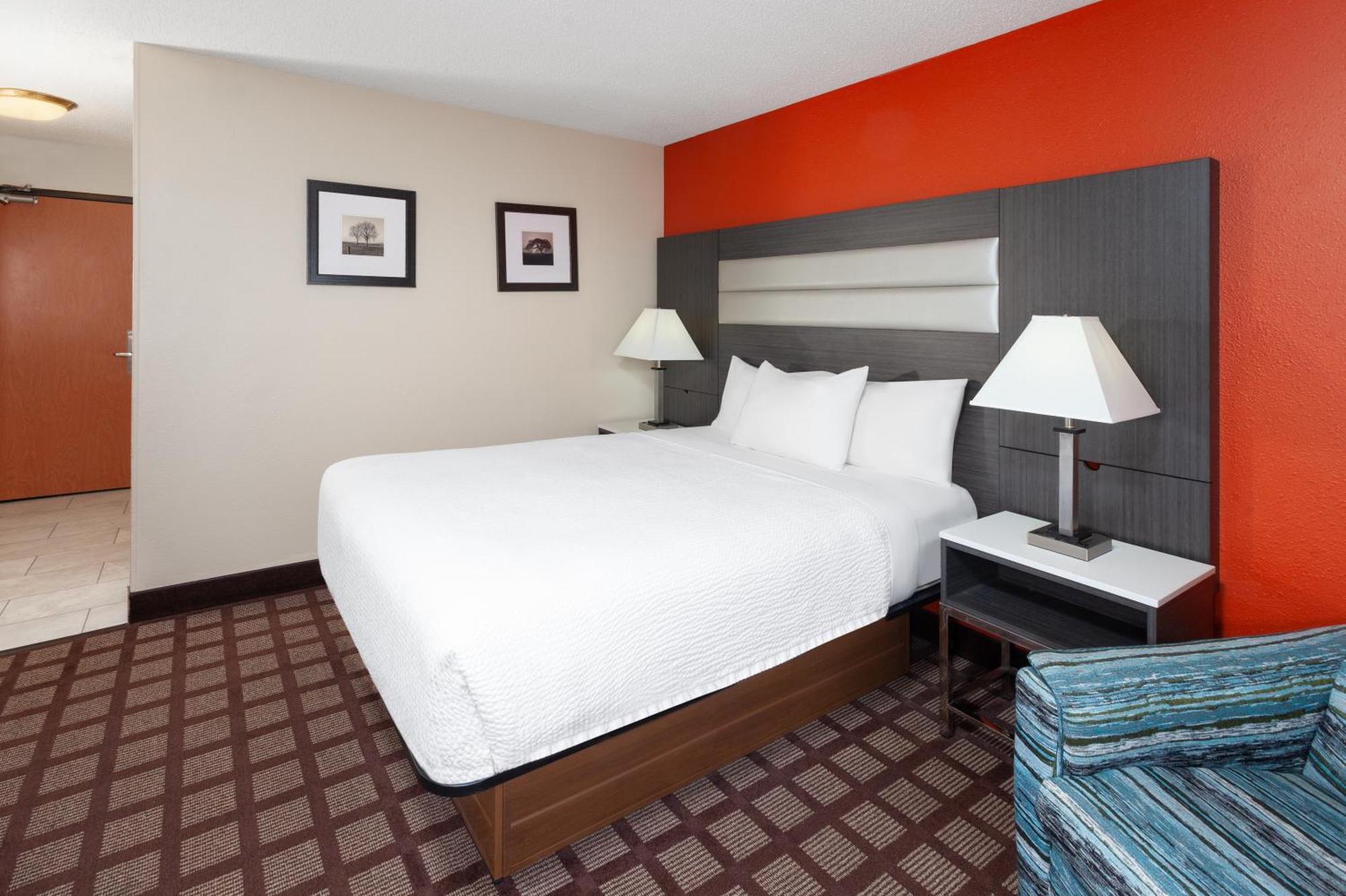Americinn By Wyndham Hudson Exterior photo
