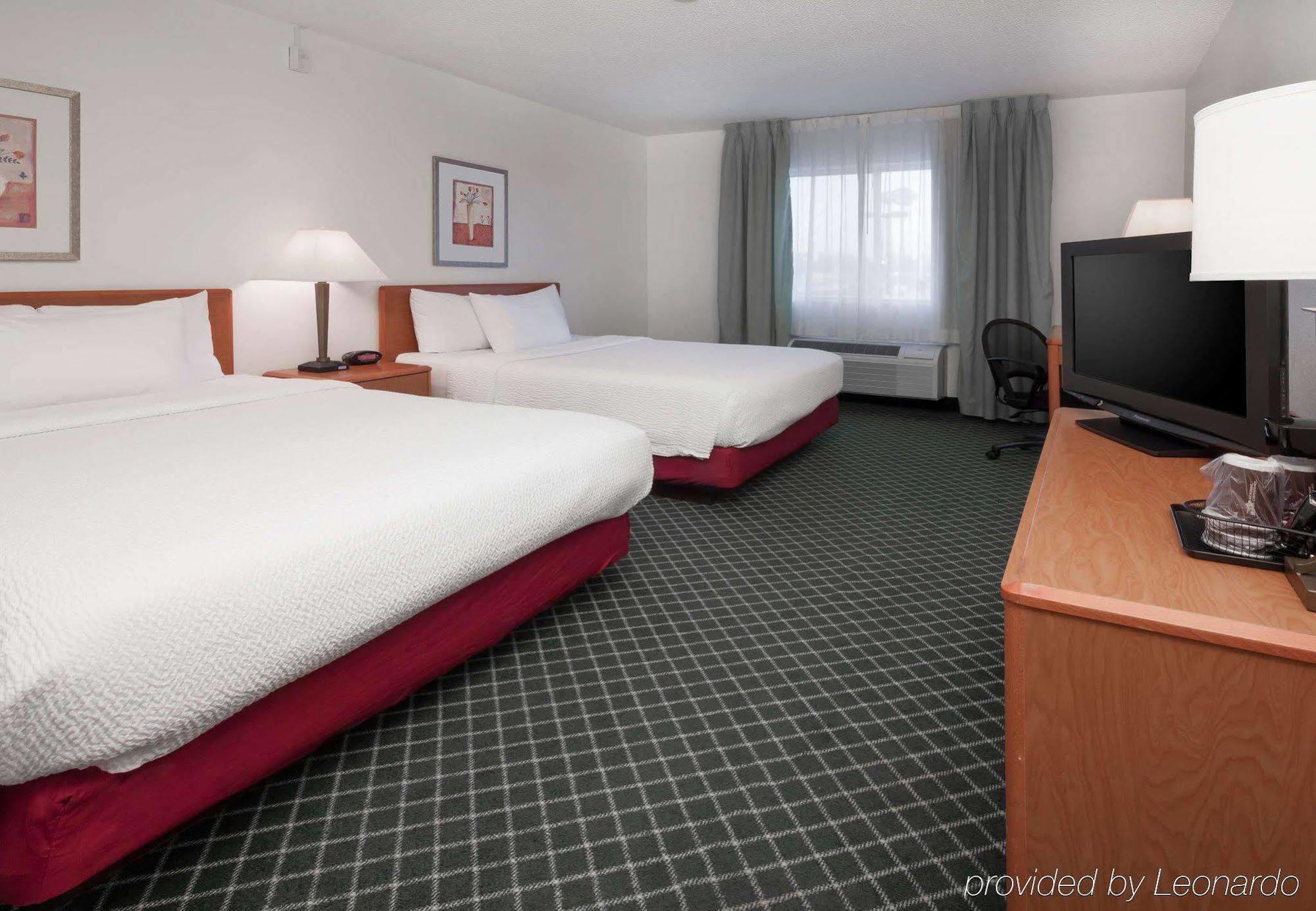 Americinn By Wyndham Hudson Exterior photo