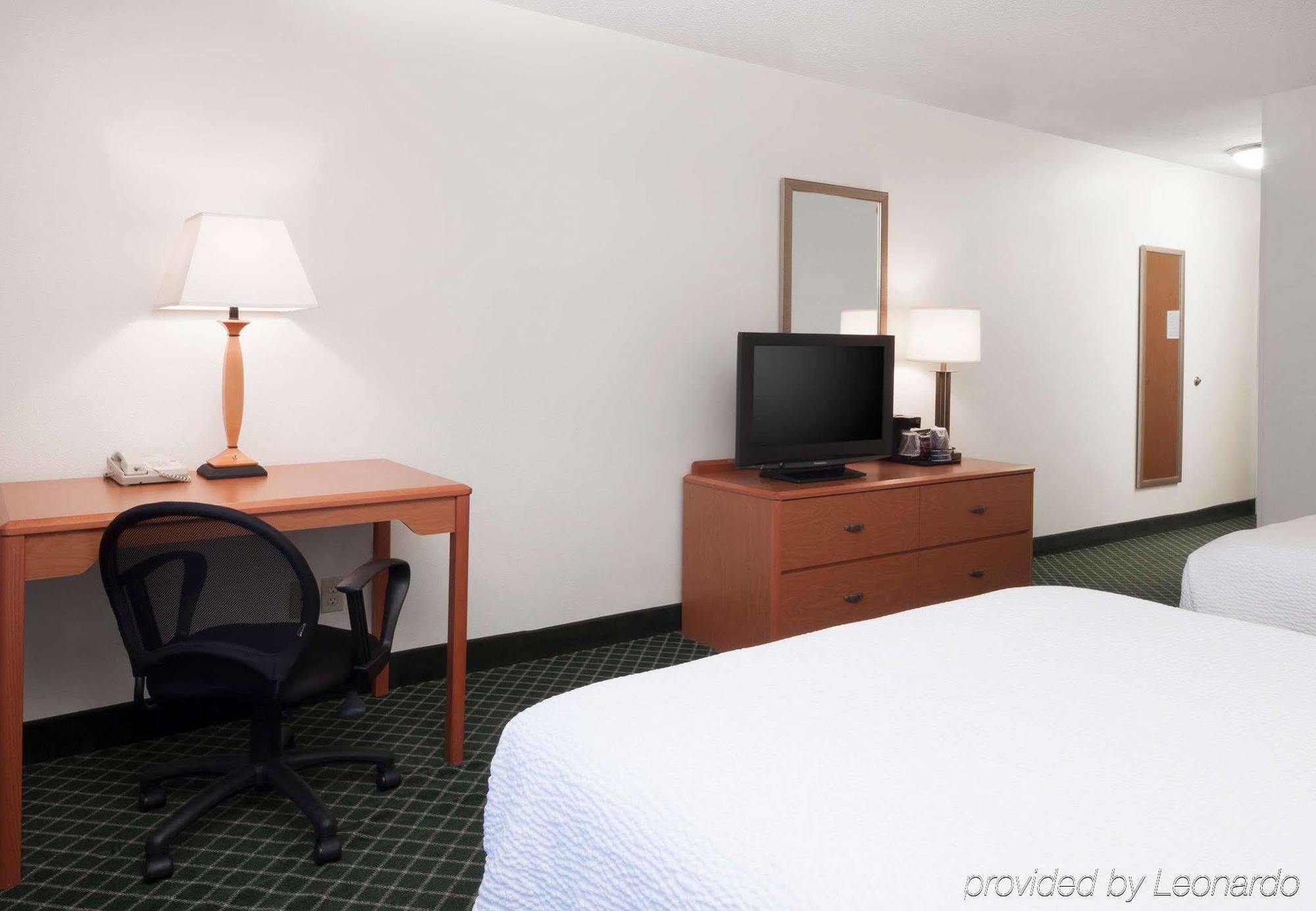 Americinn By Wyndham Hudson Exterior photo