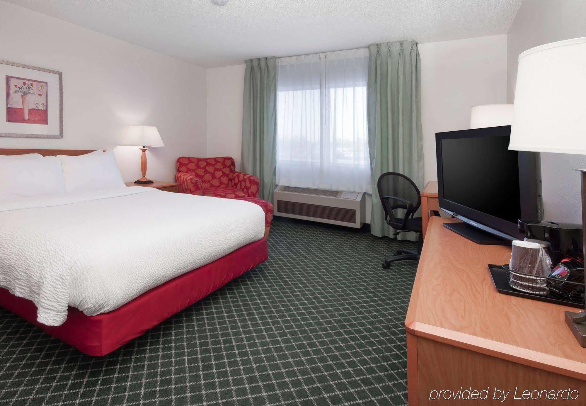 Americinn By Wyndham Hudson Exterior photo
